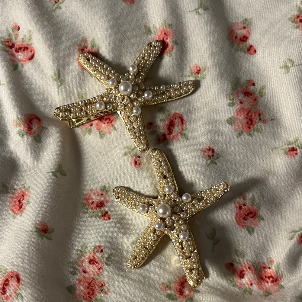 Marshalls Gold Starfish Pearl Hair Clips